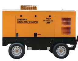 Mobiele Schroefluchtcompressor 0,5-2,5 MPa Diesel/Elektrisch 50-400 PK